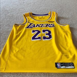JAMES LeBron LAKERS JERSEY #23